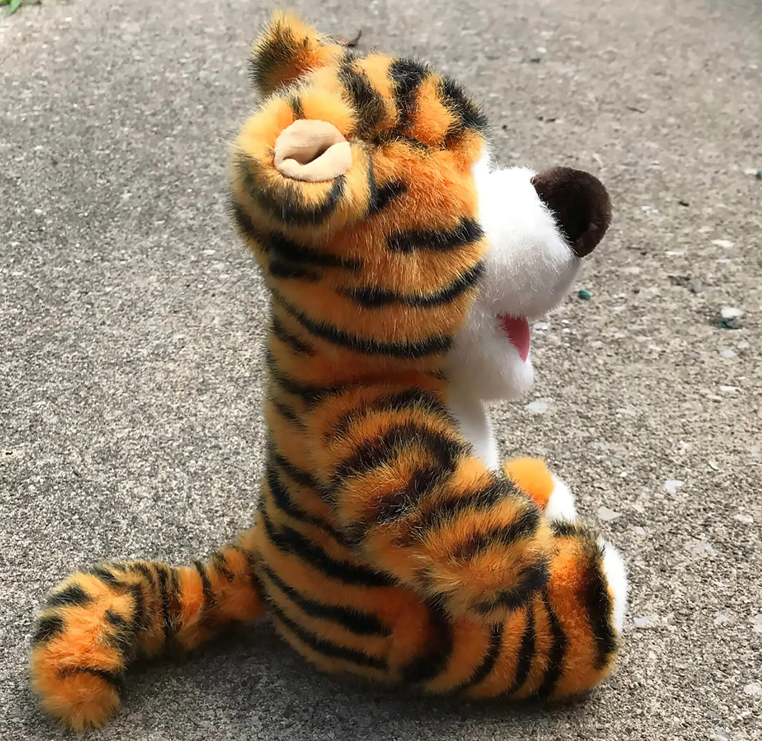 Disney Tigger the Tiger by GUND, Winnie the Pooh friend Plush Stuffed Animal