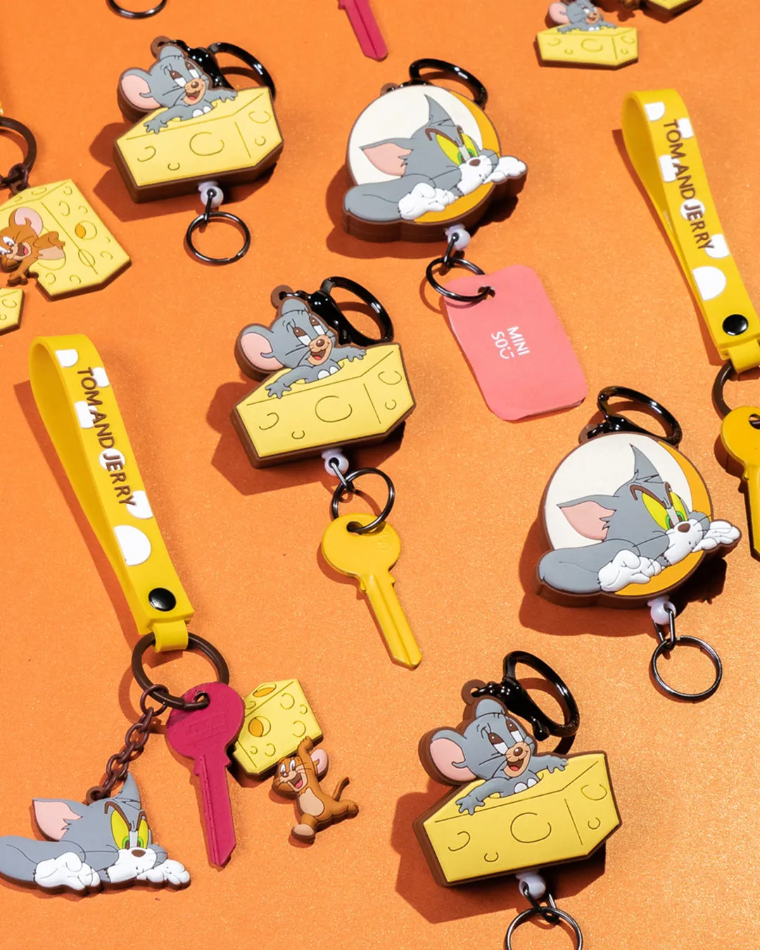 MINISO Tom&Jerry I love cheese Collection Retractable Key Chain(Tom)